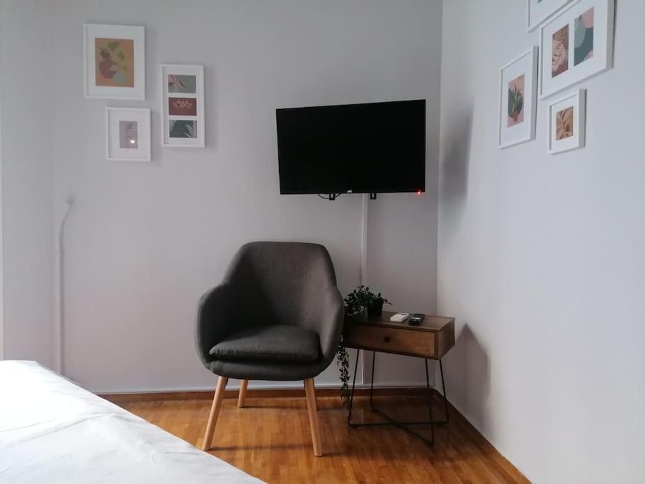 Minimal Studio Varnava Square - Kallimarmaro Area Atena Exterior foto